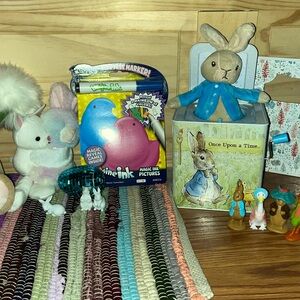 Easter bunny lot of toys - look closely at pictures - toy items included